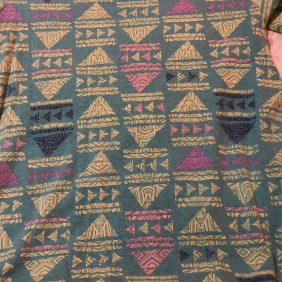 XS Aztec LuLaRoe Perfect tee. - Picture 2 of 3